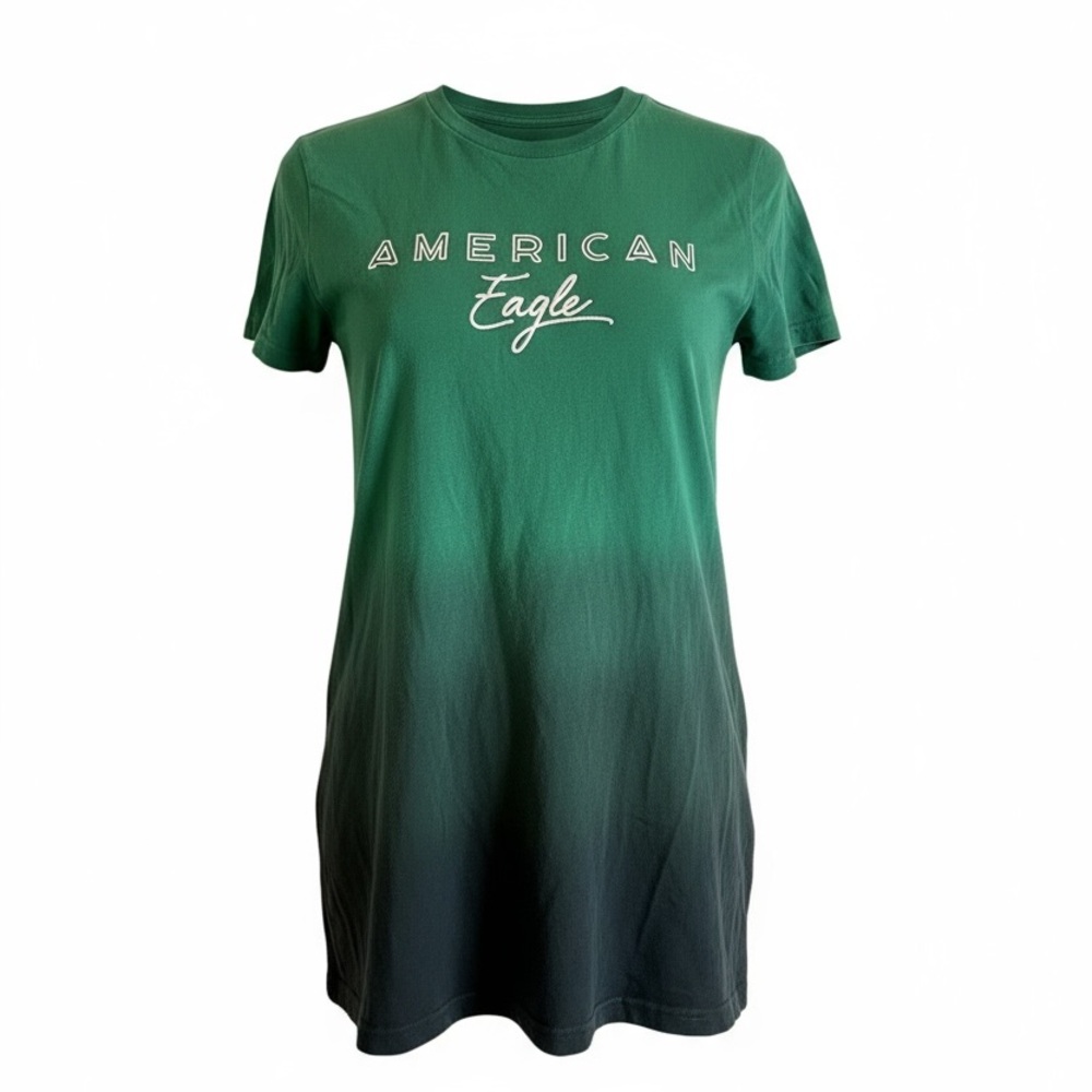 American Eagle Outfitters Forest Green Tee